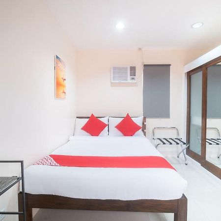 Oyo 199 Solange Apartelle Davao Exterior foto